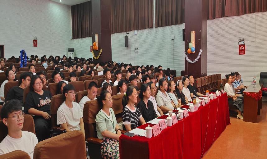 图片3.jpg 图片3.jpg