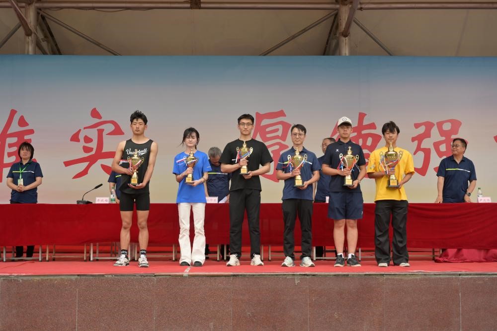 图片13.jpg 图片13.jpg