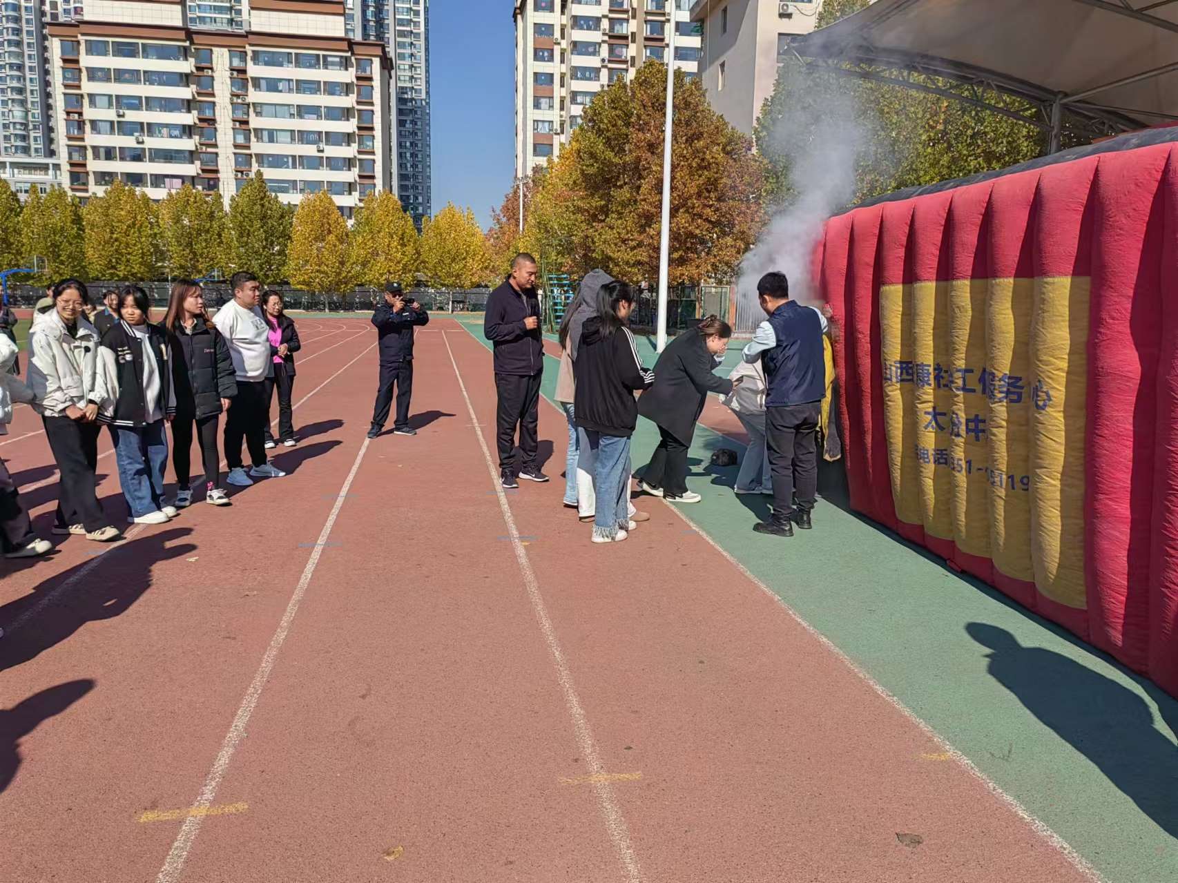 图片2.jpg 图片2.jpg