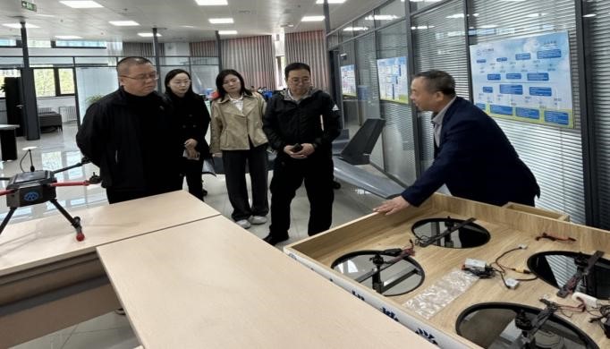 图片2.jpg 图片2.jpg