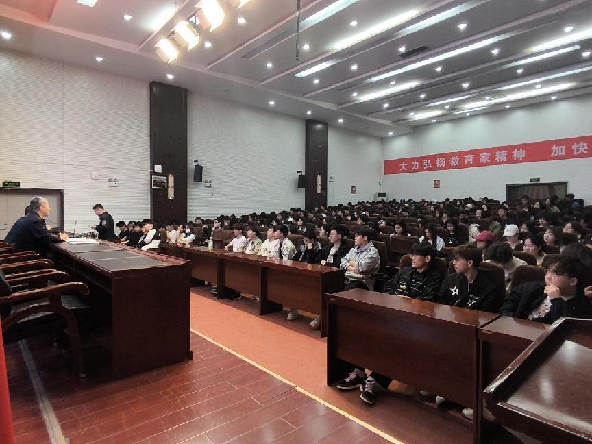 图片2.jpg 图片2.jpg