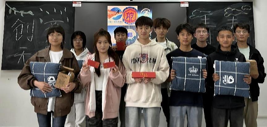 图片2.jpg 图片2.jpg