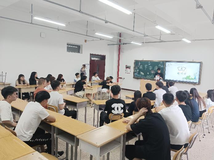 图片2.jpg 图片2.jpg