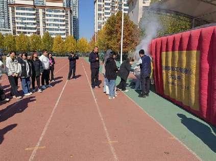 图片2.jpg 图片2.jpg